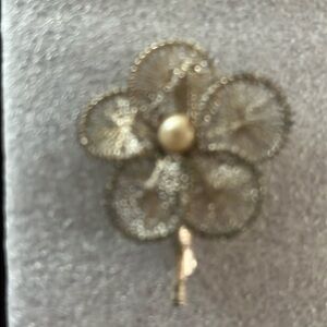 Vintage Floral Pin Brooch Handmade Spun Silver Wire With Pearl Center